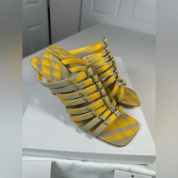 NWB Burberry Carmine Check Sandals Women's 8 Yellow/Green Buckled Strap Slip On - Picture 7 of 15